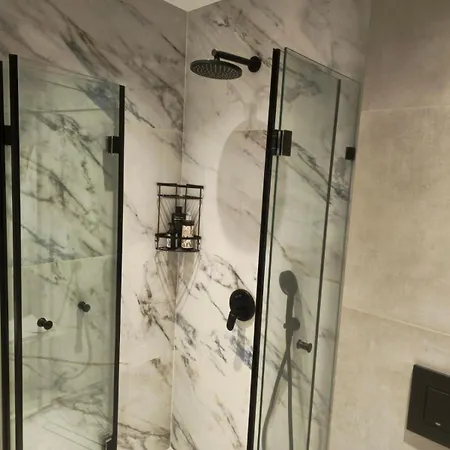 Grand Opulance 1br By Bulgarian Homes דירה